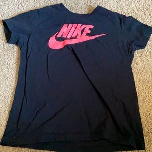 Girls Nike Tee